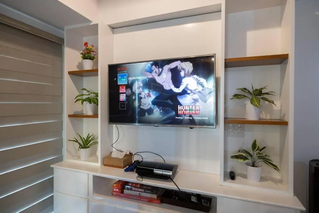 A2J Luxury 1Br Balcony Venice Suite Near Malls Manila