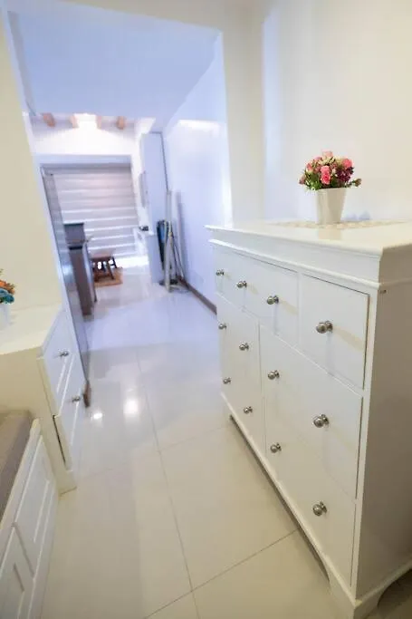 アパート A2J Luxury 1Br Balcony Venice Suite Near Malls マニラ市